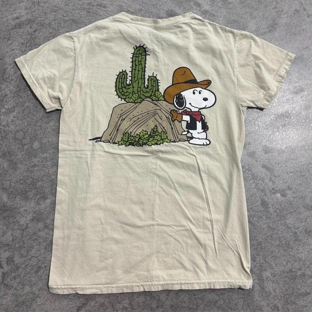 Peanuts Snoopy Cowboy Graphic Tee Western Cactus Red Bandana Size Small